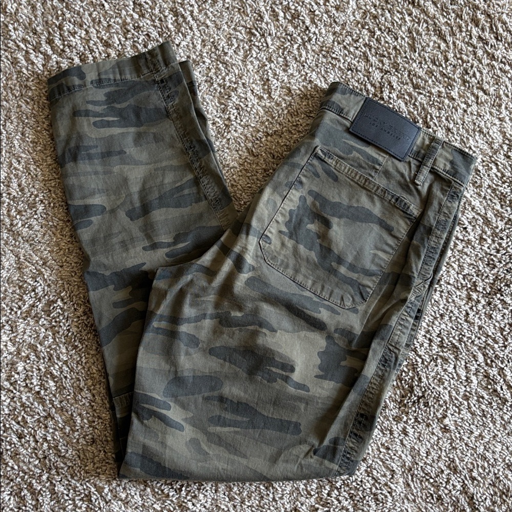 Lucky Brand Camo Cargo Pants 8/29 Ankle